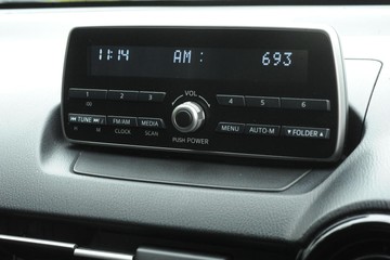https://dvg-vehicle-assets.s3.amazonaws.com/J003231/1m41ffwv0qayhpf0yslt1ys65.jpg