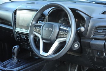 https://dvg-vehicle-assets.s3.amazonaws.com/J003275/6u4hic5c4aml3r0wm1y6ge4wf.jpg