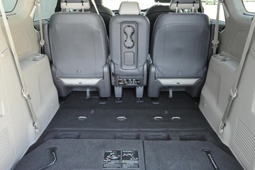 https://dvg-vehicle-assets.s3.amazonaws.com/J003362/8gy8w39mid390qc6u5snsrqg.jpg