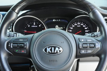 https://dvg-vehicle-assets.s3.amazonaws.com/J003362/dkg2mrbihaip9zxt7hf0n5vw8.jpg