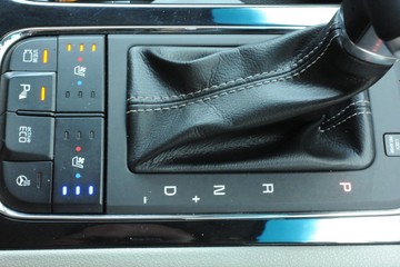 https://dvg-vehicle-assets.s3.amazonaws.com/J003362/x2ee8bpagat2desltgt2n98j.jpg