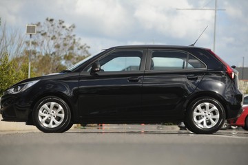 https://dvg-vehicle-assets.s3.amazonaws.com/J003392/3pocv91pc4t2hmqqj07dhjbcb.jpg