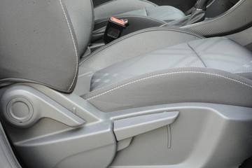 https://dvg-vehicle-assets.s3.amazonaws.com/J003392/9f7jhjs8t0hzi8eid0vj8lup4.jpg