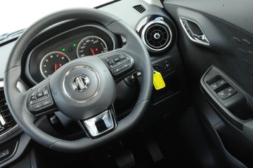 https://dvg-vehicle-assets.s3.amazonaws.com/J003392/b3gjef4dvv9d2gbnu8en08rf2.jpg