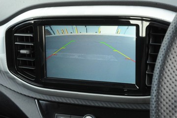 https://dvg-vehicle-assets.s3.amazonaws.com/J003392/ddlrilpin4kl05mawwzt8e8xa.jpg