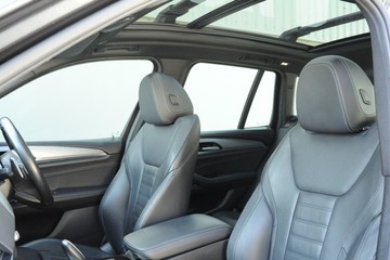 https://dvg-vehicle-assets.s3.amazonaws.com/J003488/3se6jip9ju2mz1btuk1ekh4nm.jpg