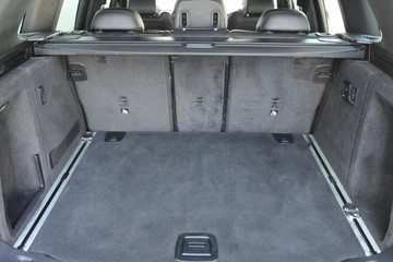 https://dvg-vehicle-assets.s3.amazonaws.com/J003488/5vw66jm400jd3dbkh1c8erlgf.jpg