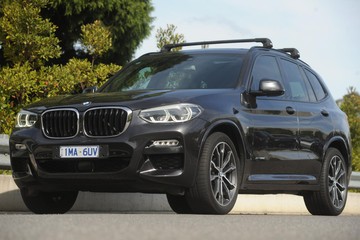 https://dvg-vehicle-assets.s3.amazonaws.com/J003488/9bg8fpp464p64r1f1pdabstl9.jpg