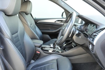 https://dvg-vehicle-assets.s3.amazonaws.com/J003488/pyr9ch5346uwo793afd0n8er.jpg