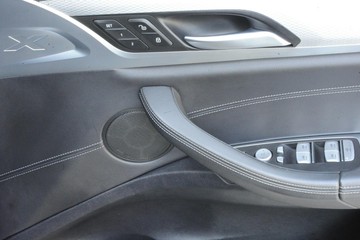 https://dvg-vehicle-assets.s3.amazonaws.com/J003488/sby0wnpa1ee4axx1xtuoygok.jpg