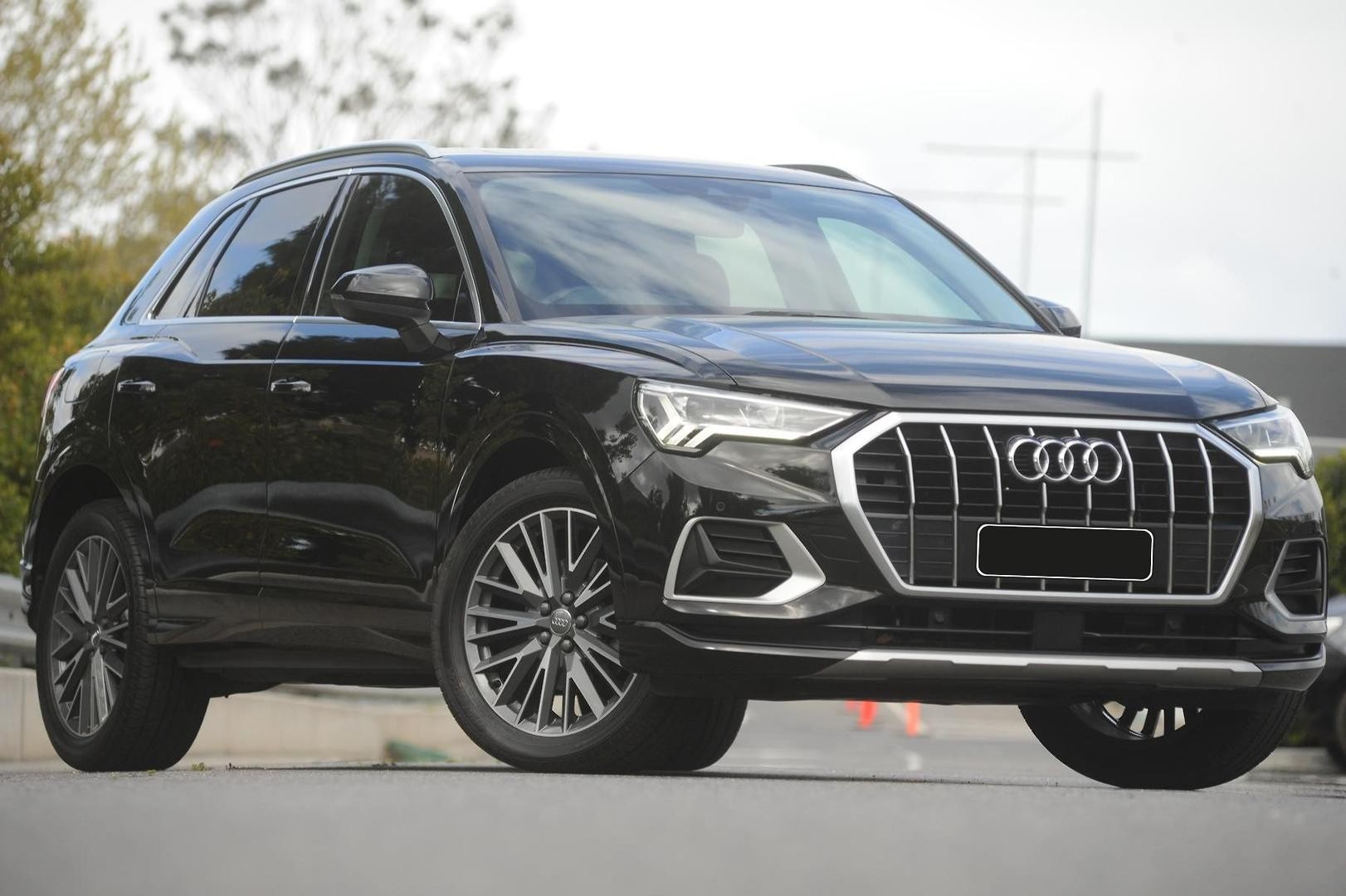 Audi Q3 image 1