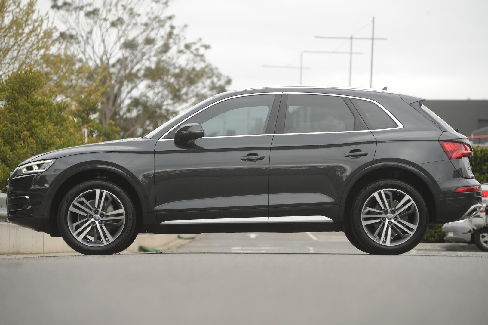 Audi Q5 image 2