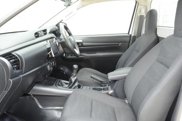 https://dvg-vehicle-assets.s3.amazonaws.com/J003540/3botq19qqjp3vhjoyopuqwlk7.jpg