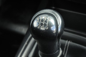 https://dvg-vehicle-assets.s3.amazonaws.com/J003540/9retipask5km0y4y7xp4cg0ix.jpg