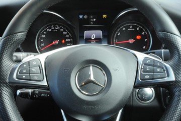 https://dvg-vehicle-assets.s3.amazonaws.com/J003549/1hap9bfycnrp4jra6jfds2nuj.jpg