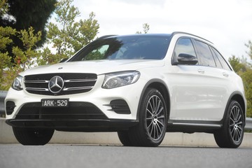 https://dvg-vehicle-assets.s3.amazonaws.com/J003549/3y3v4l291kst57g95df0ig5m1.jpg