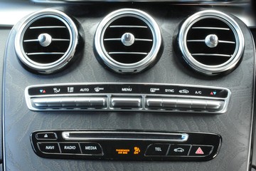https://dvg-vehicle-assets.s3.amazonaws.com/J003549/5b50gayxrfcl50way1vaxhubp.jpg