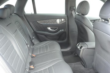 https://dvg-vehicle-assets.s3.amazonaws.com/J003549/5ub7heylv7jtdhg5rolhf1kpl.jpg