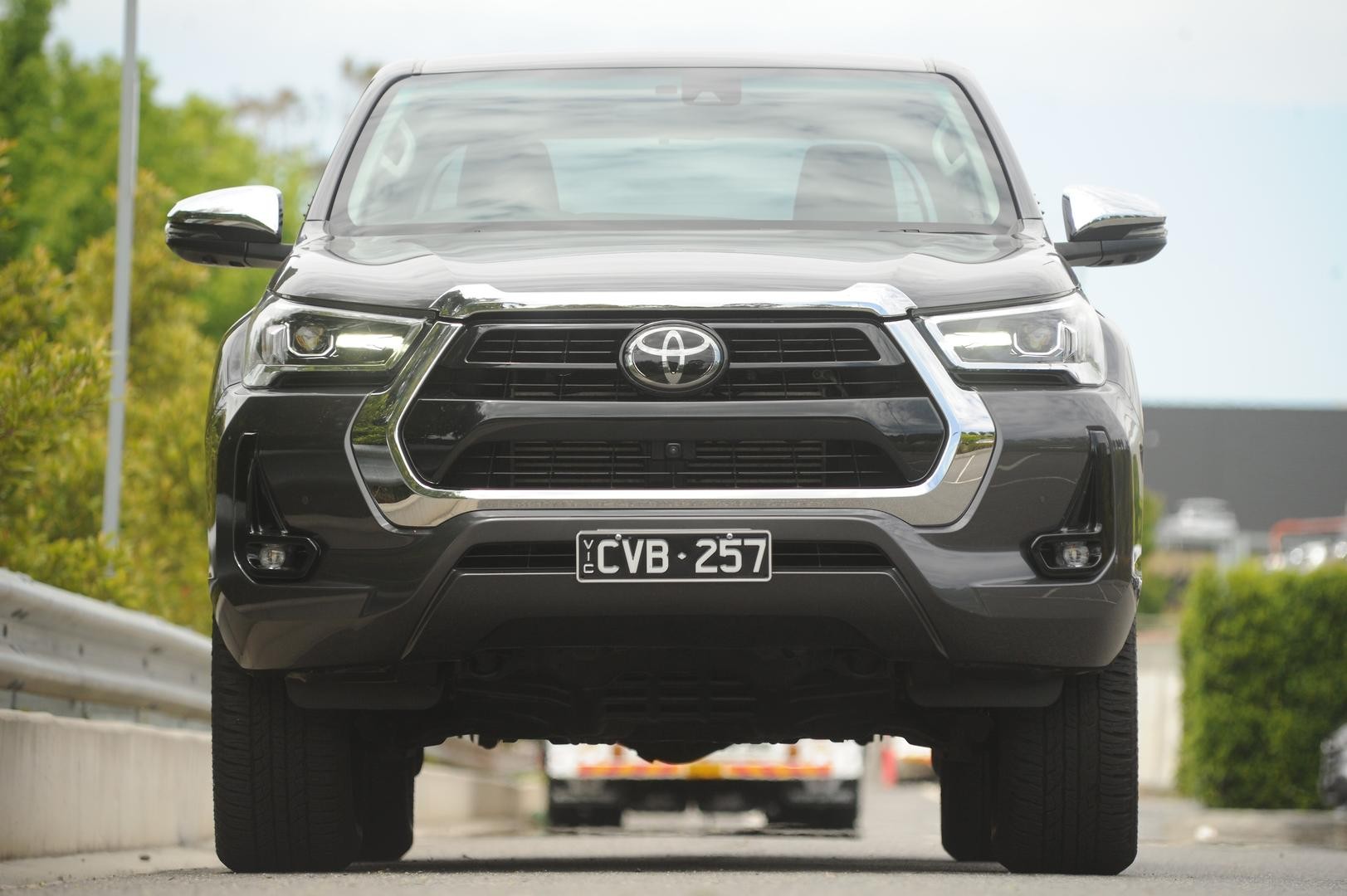 Toyota Hilux image 3