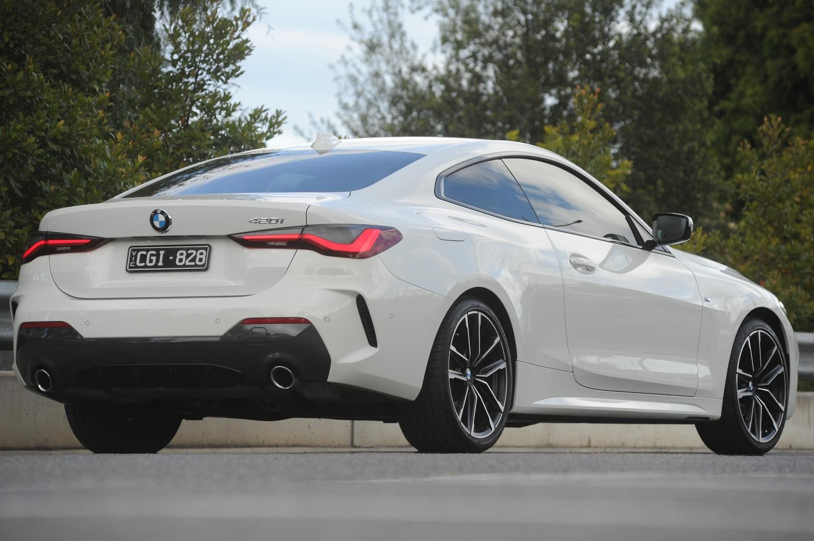 BMW 4 Series image 4