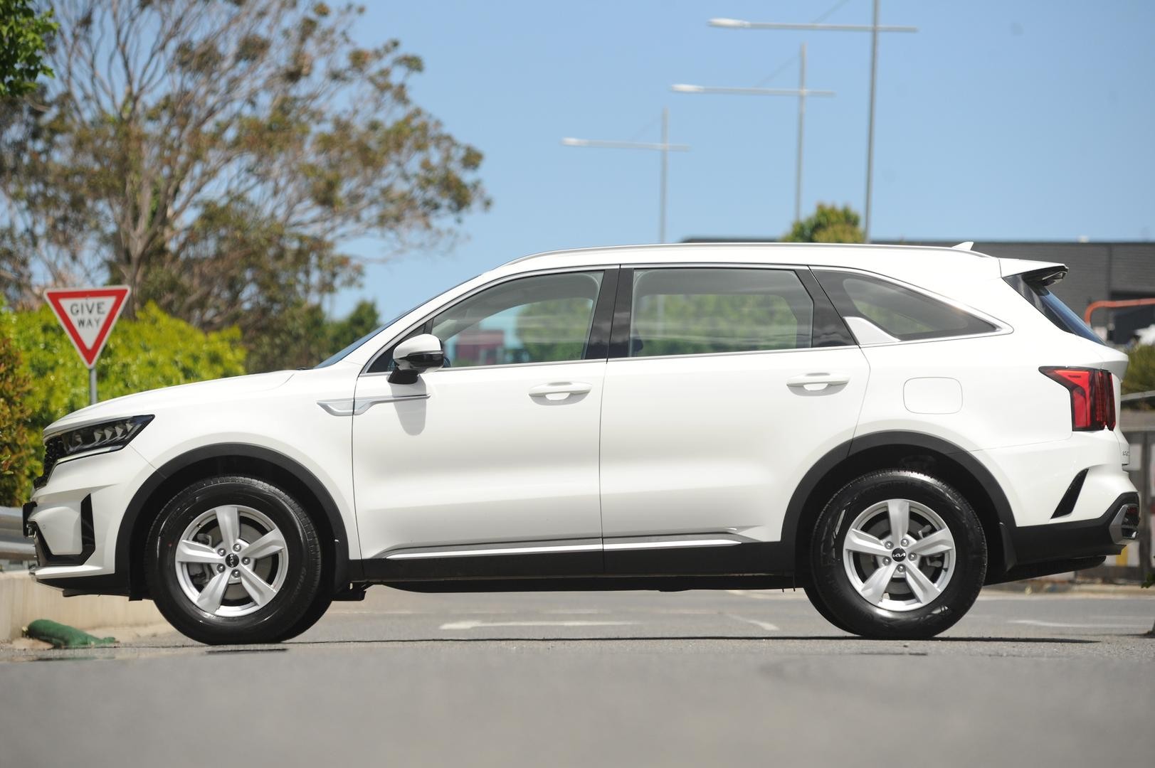 Kia Sorento image 3