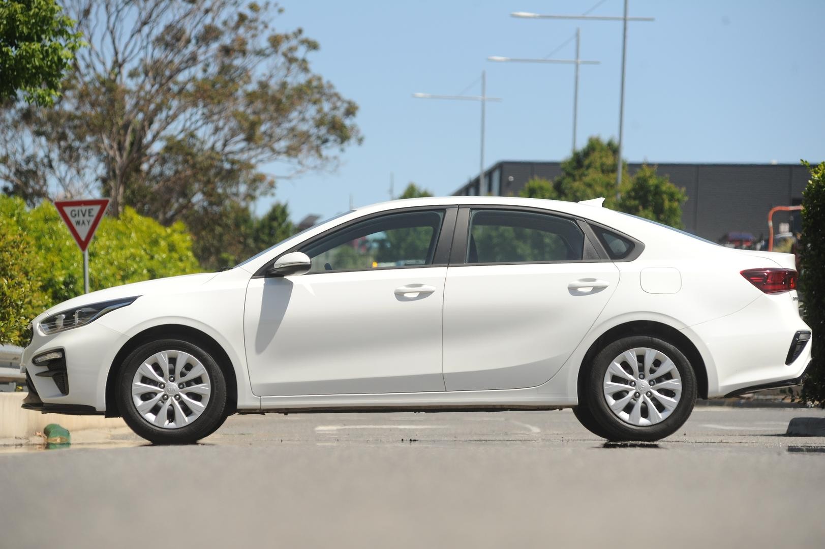 Kia Cerato image 2