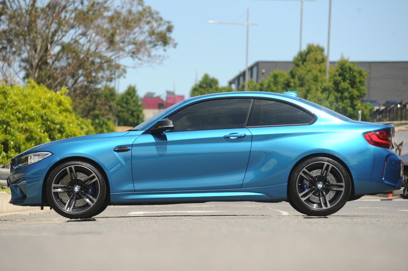 BMW M2 image 2