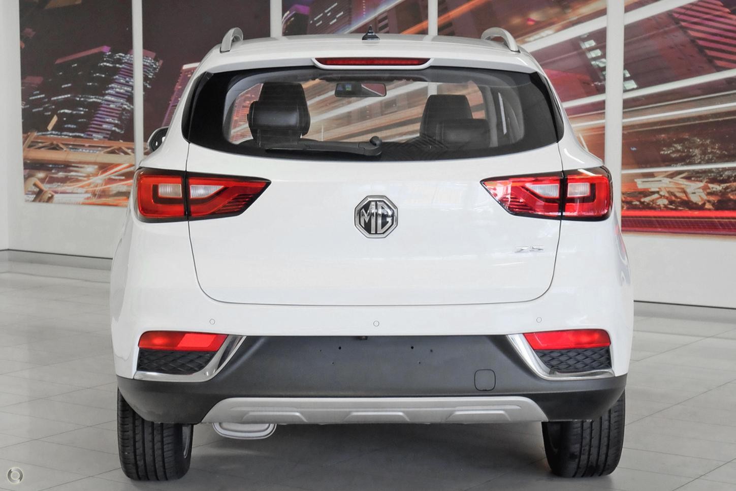 MG Zs image 3