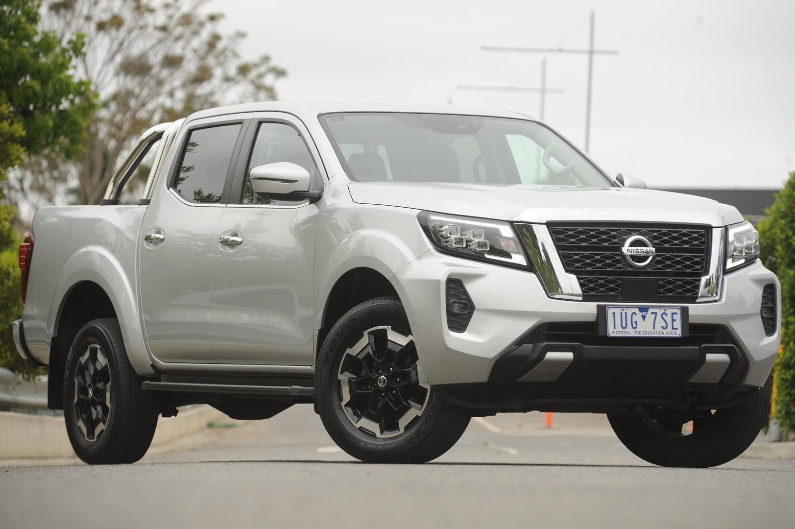 Nissan Navara image 1