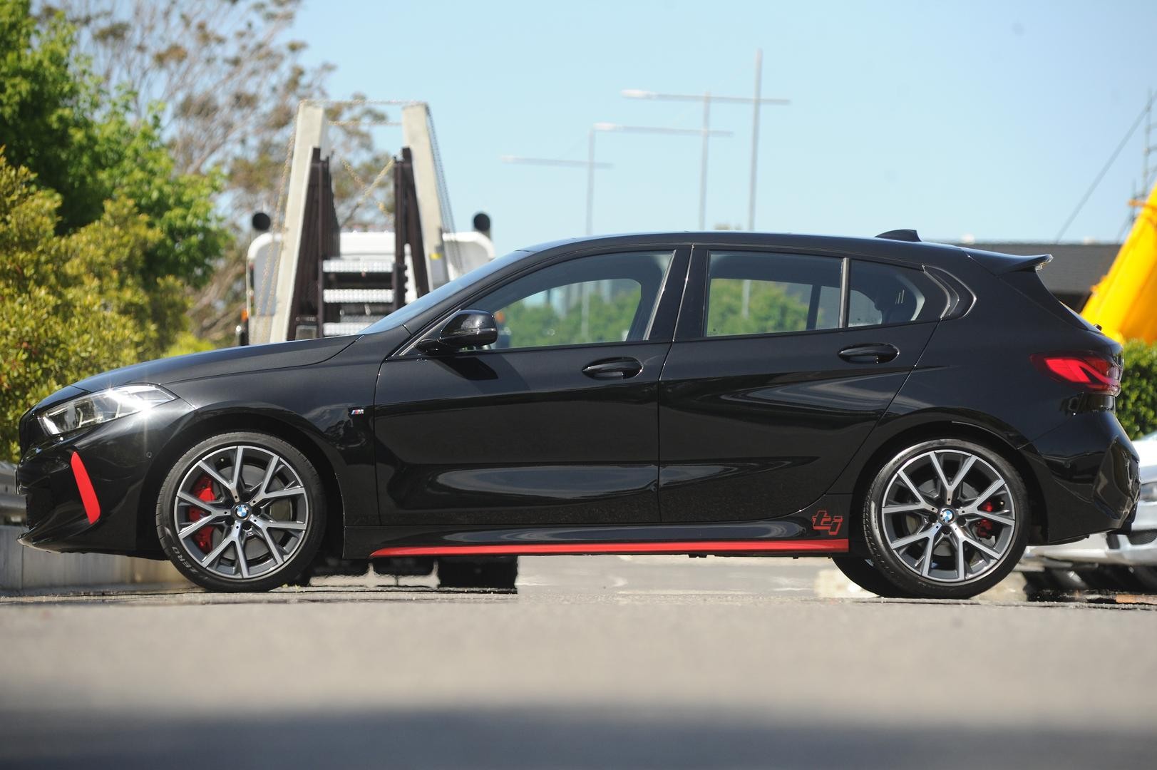 BMW 1 Series image 2