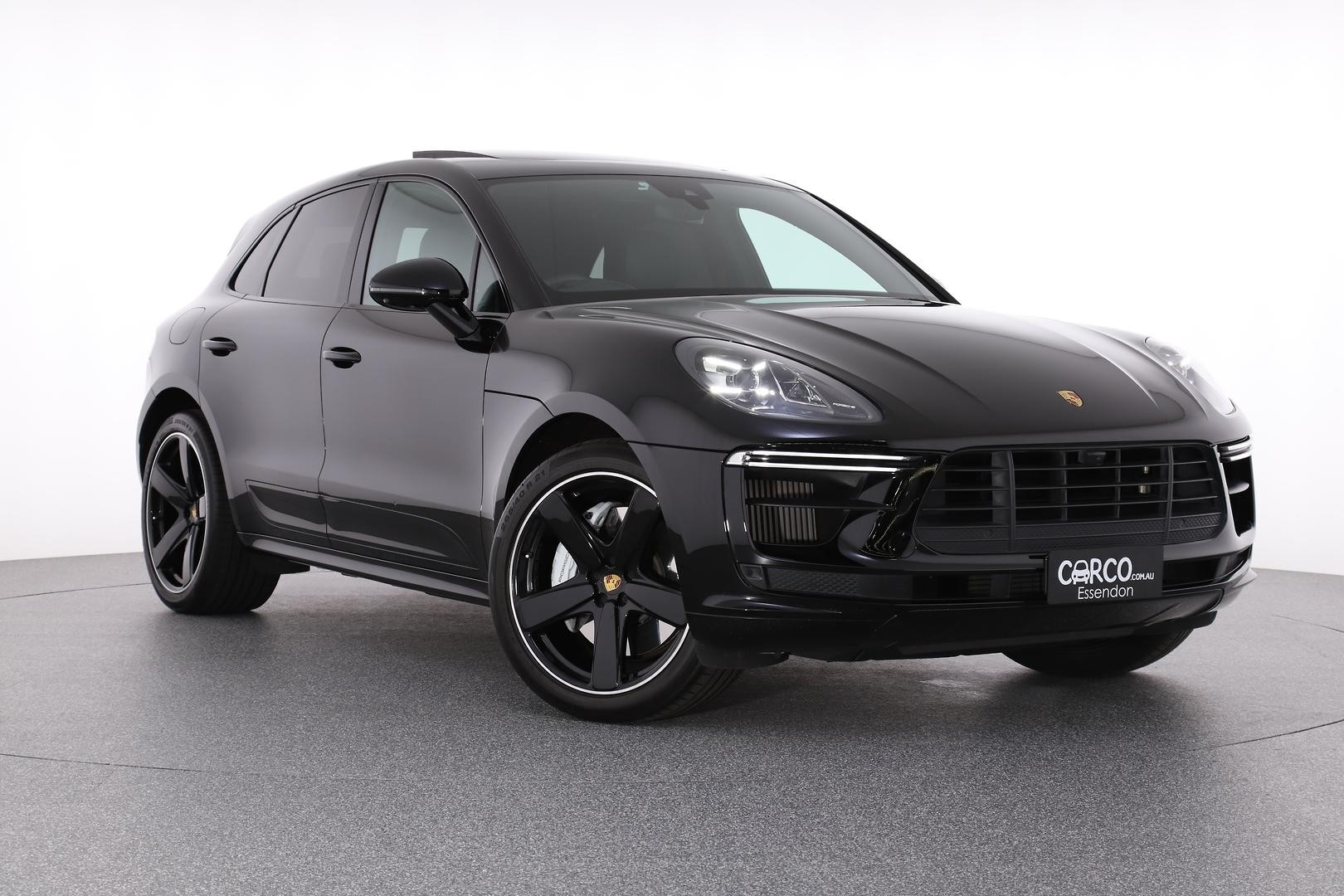 Porsche Macan image 1