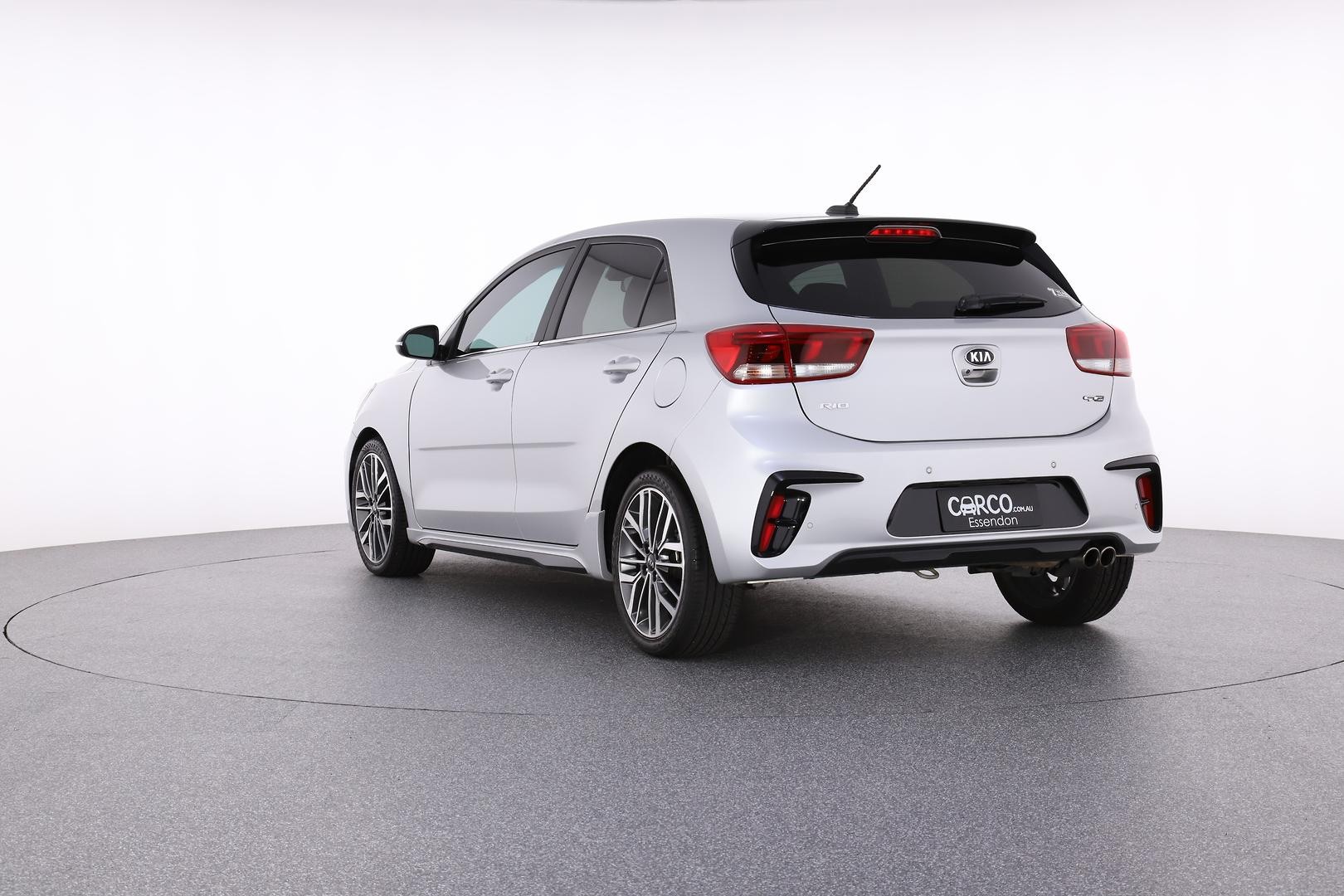 Kia Rio image 4