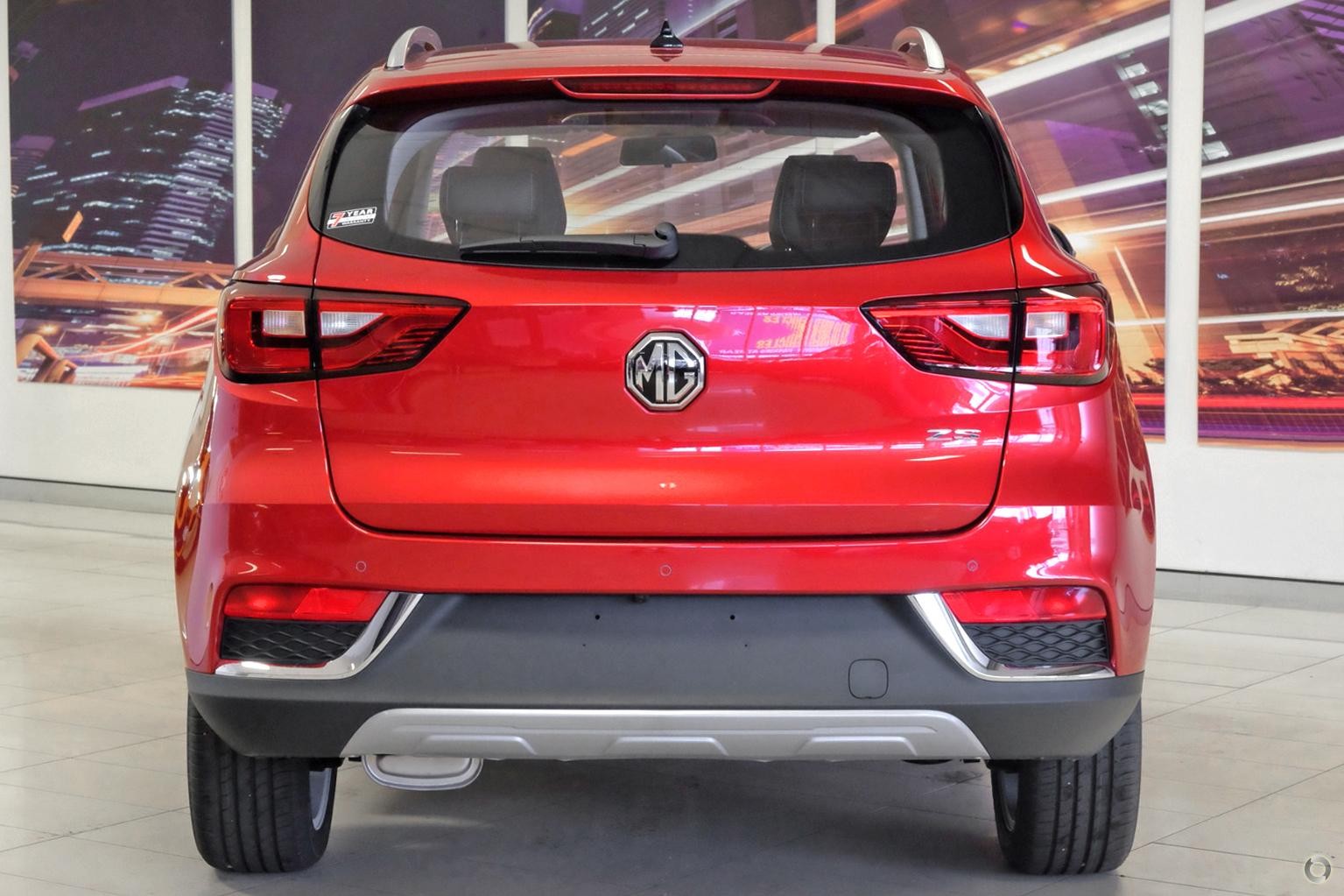 MG Zs image 3