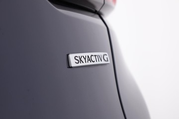 https://dvg-vehicle-assets.s3.amazonaws.com/J003971/668vbc17yin6ubo8kfc174n0d.jpg