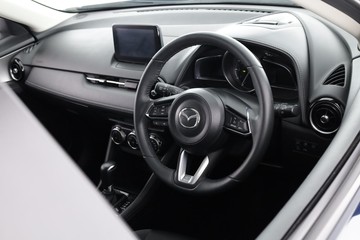 https://dvg-vehicle-assets.s3.amazonaws.com/J003971/96zinyv0ygiyl8zsokvhxha7c.jpg
