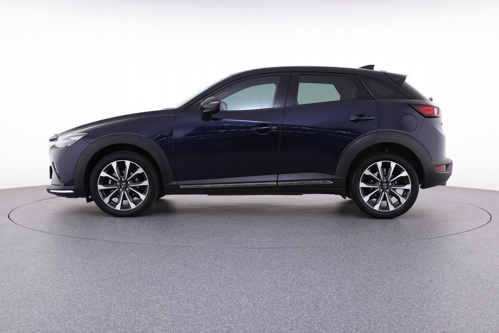 Mazda Cx-3 image 3