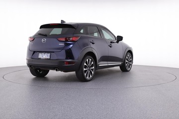 https://dvg-vehicle-assets.s3.amazonaws.com/J003971/eytf0xvh1ojh8ie5e443emt4l.jpg