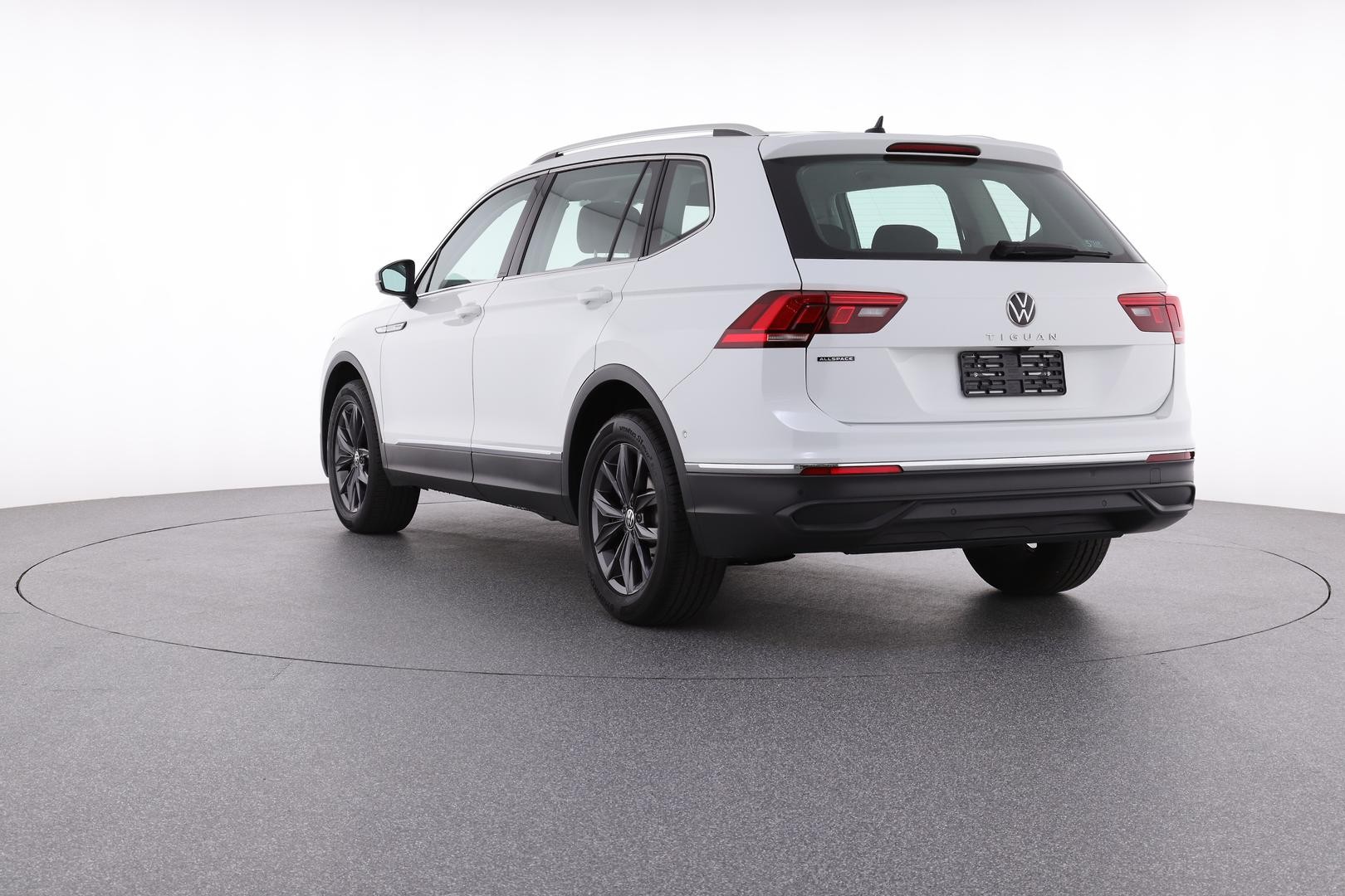 Volkswagen Tiguan image 4