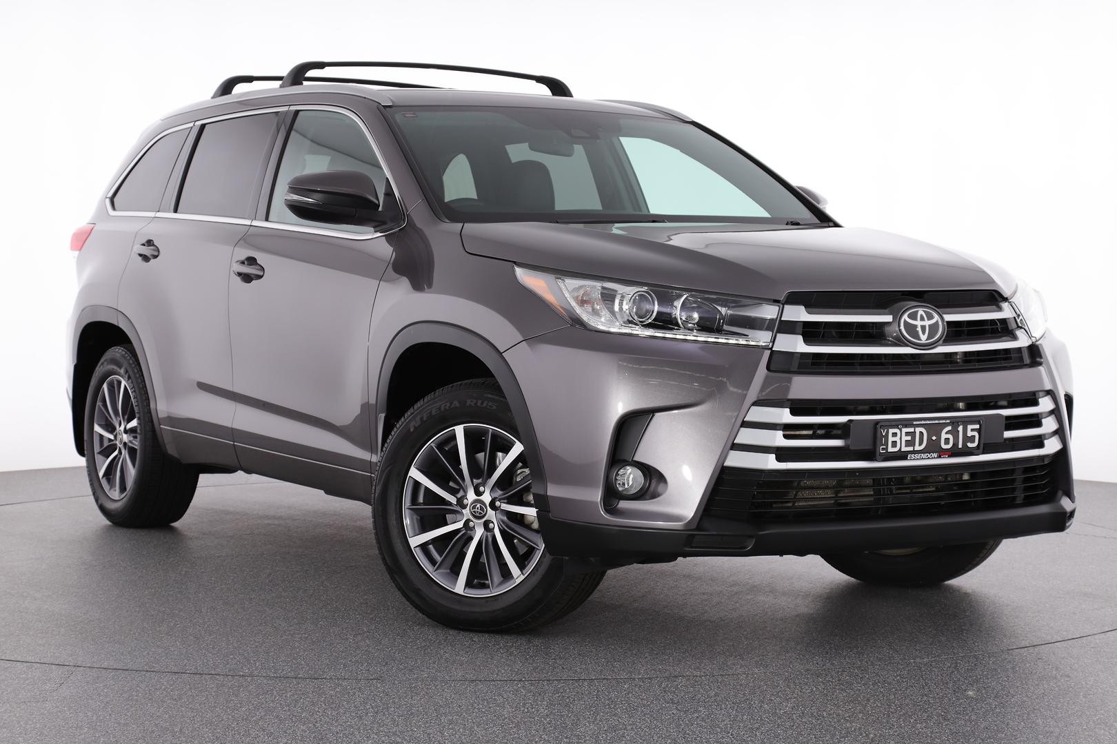 Toyota Kluger image 1