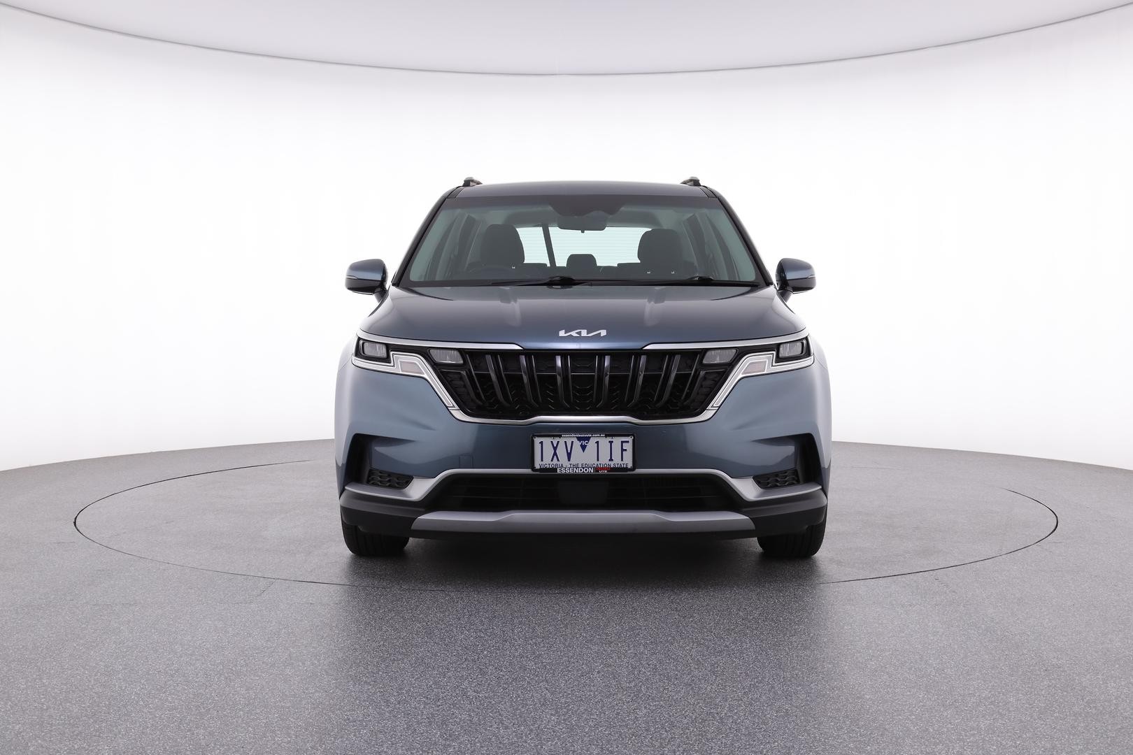 Kia Carnival image 2