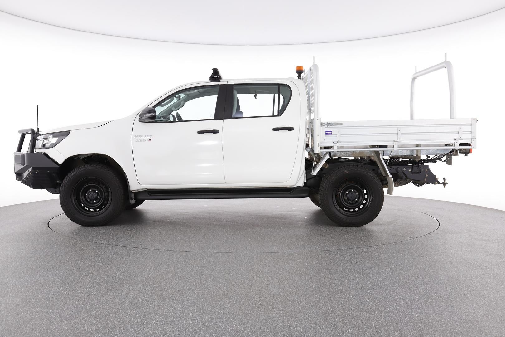 Toyota Hilux image 3