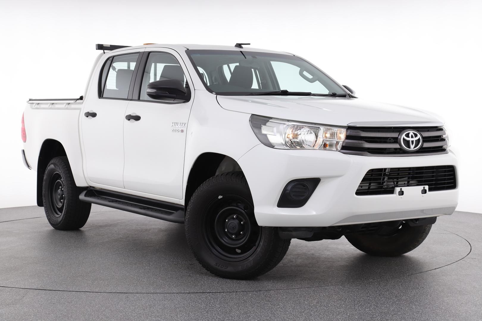 Toyota Hilux image 1