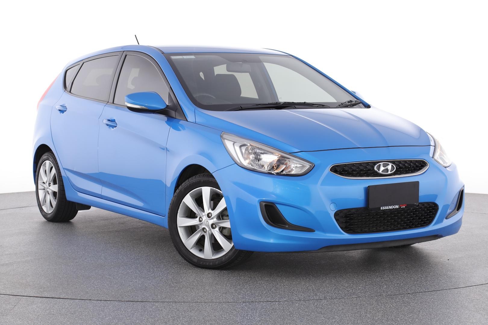 Hyundai Accent image 1