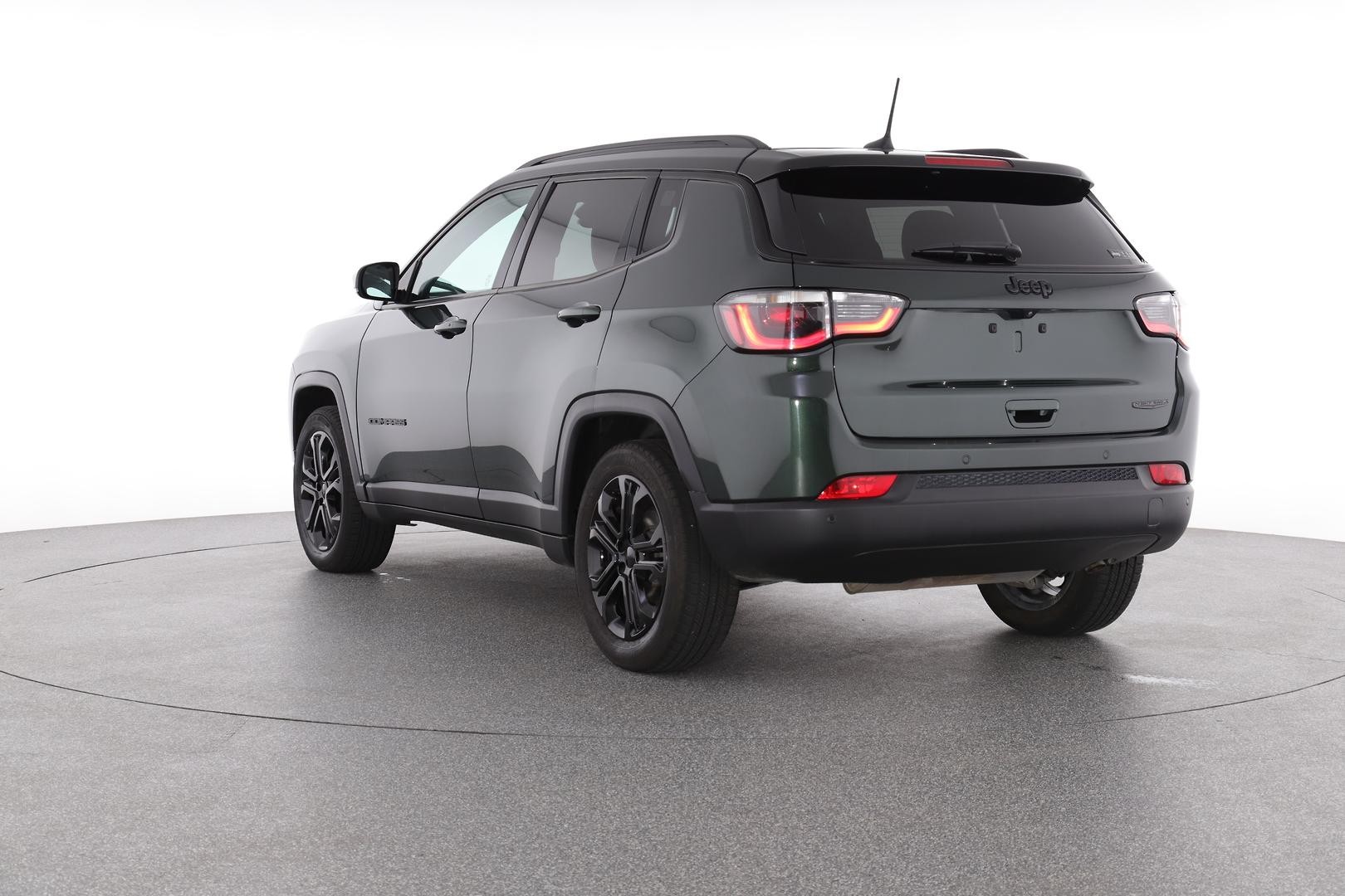 Jeep Compass image 4