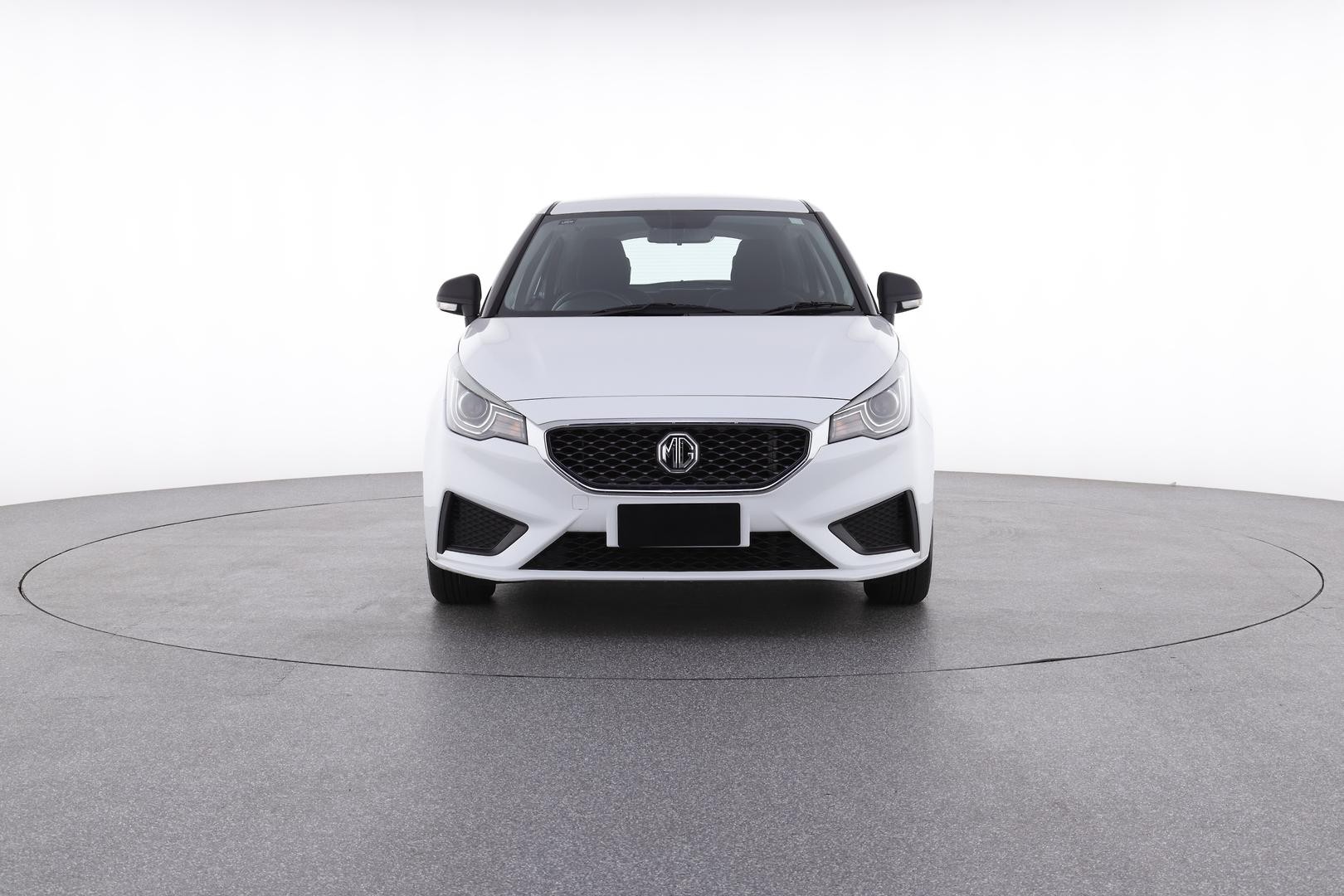 MG Mg3 image 2