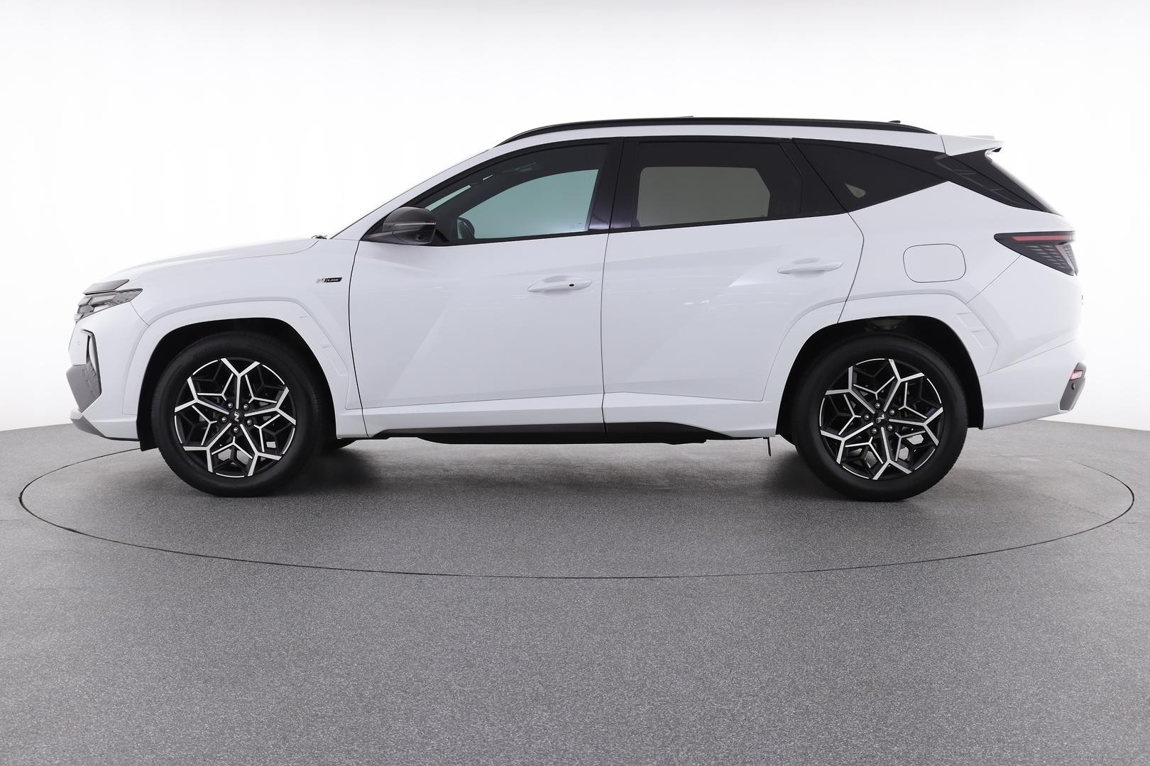 Hyundai Tucson image 3