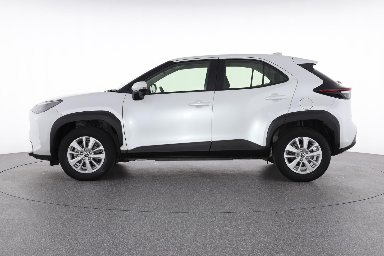 Toyota Yaris Cross image 3