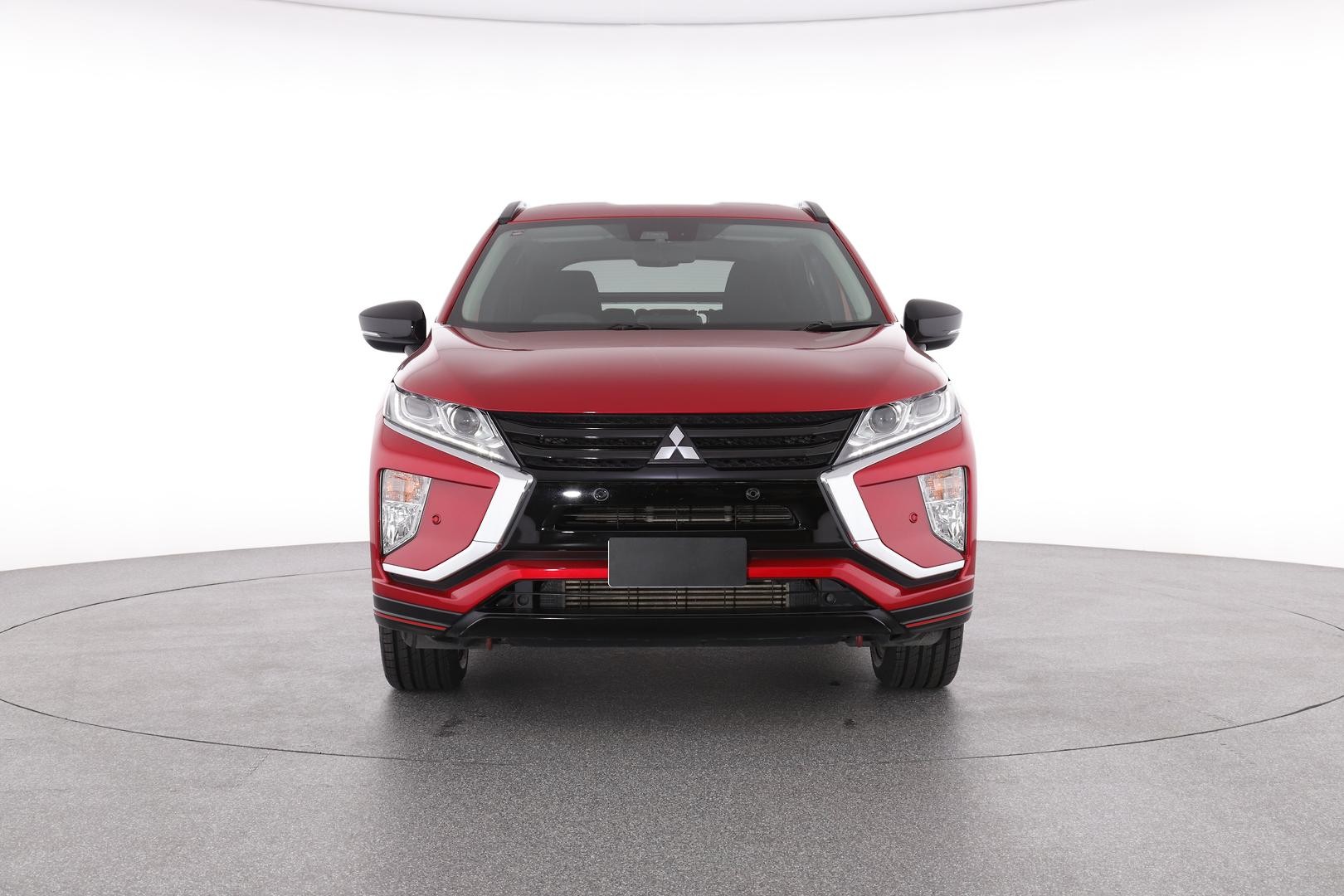 Mitsubishi Eclipse Cross image 2