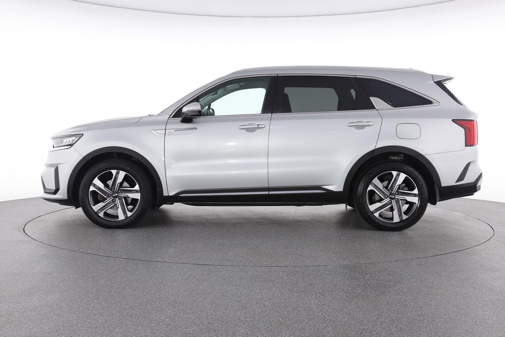 Kia Sorento image 3