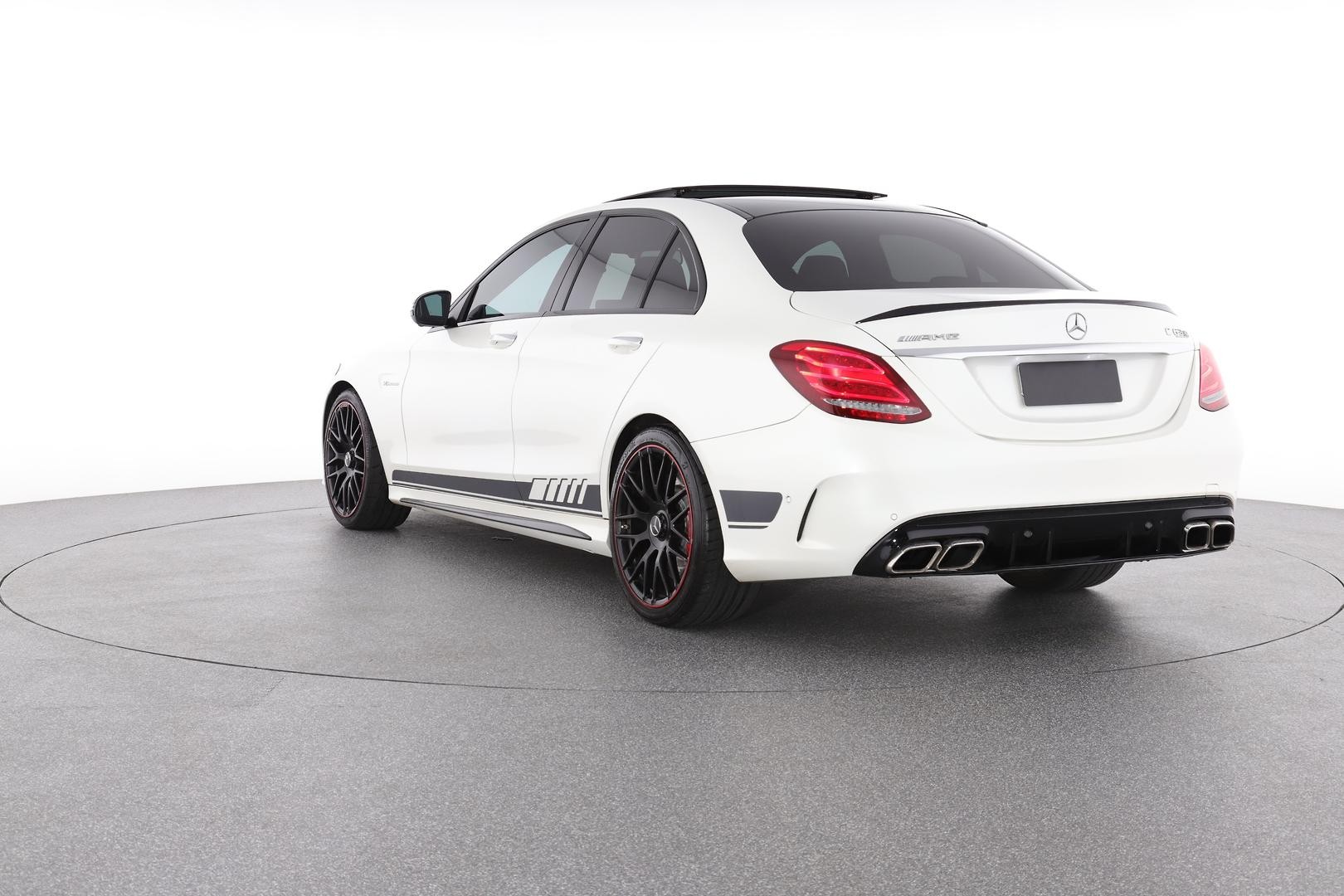 Mercedes Benz C-class image 4